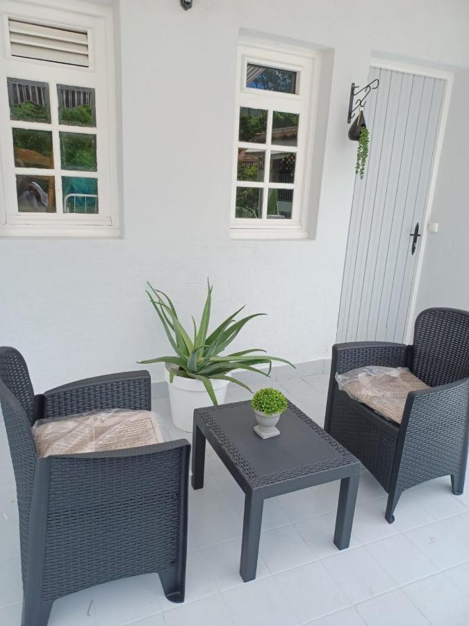 Paradies Caraibes I Les Abymes Esterno foto